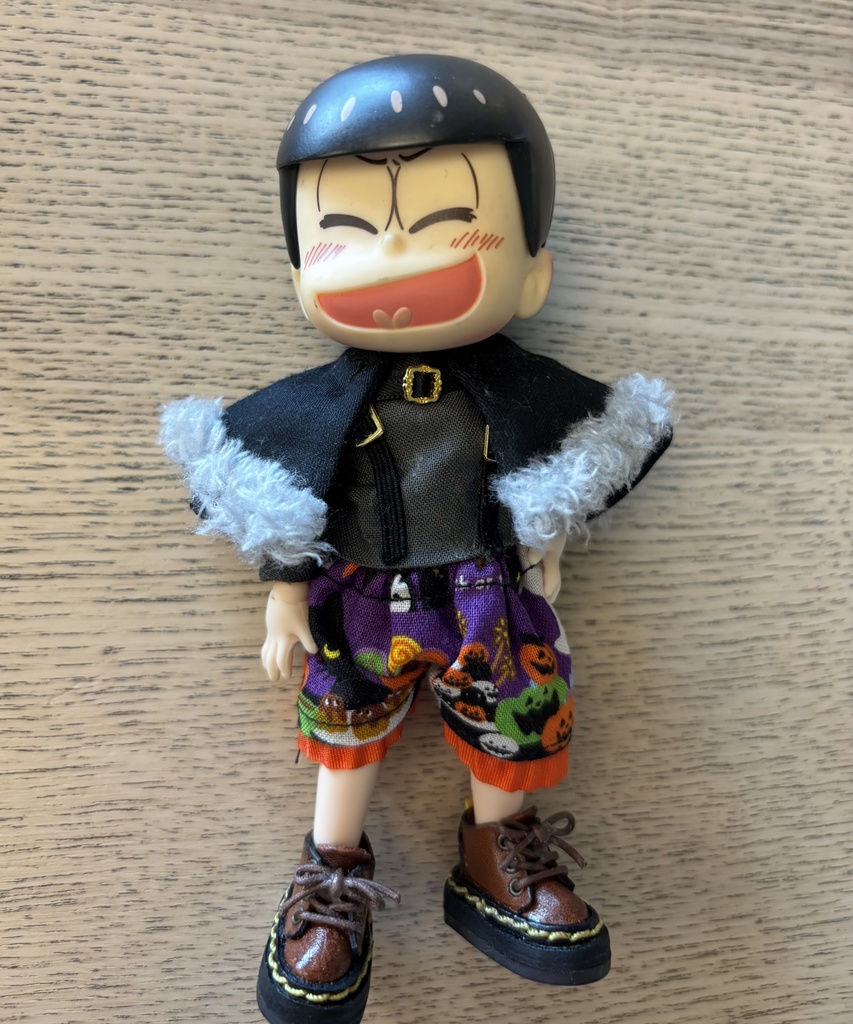 【ドール服】ハロウィン衣装にぴったりもふもふボレロ⭐️ねんどろいどドール、オビツ11サイズ