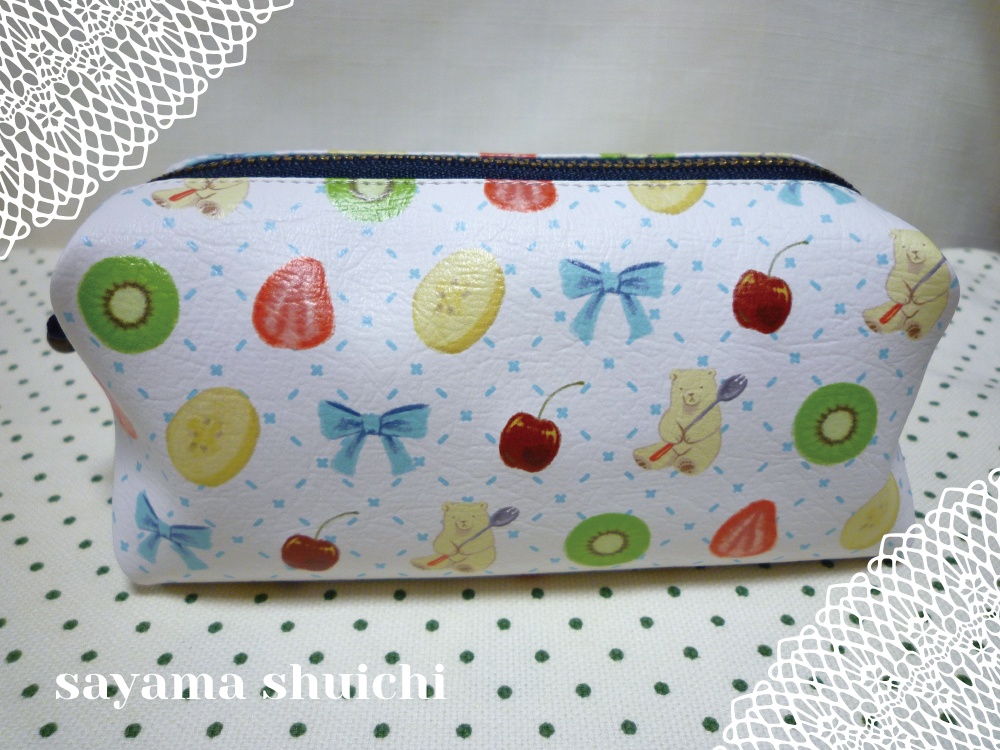 しろくまキャラメルポーチ