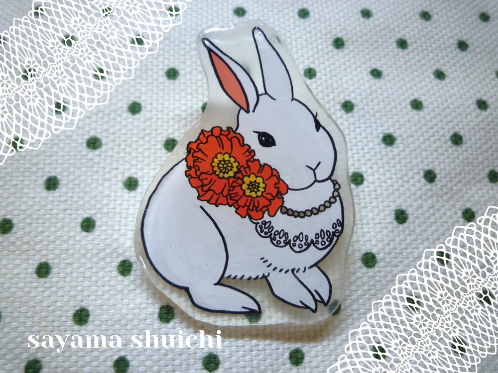おめかしうさぎブローチ