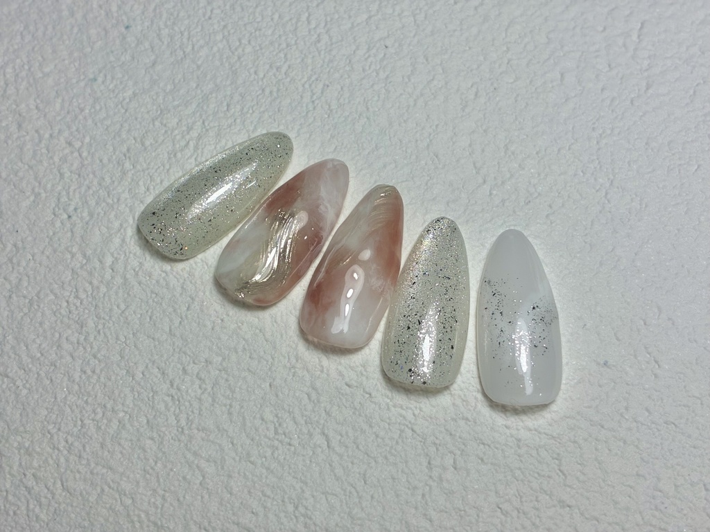 大人可愛い / ピンクブラウンニュアンスネイル