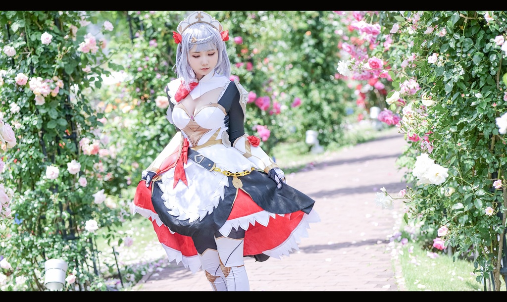 Discover a new world (原神写真集)