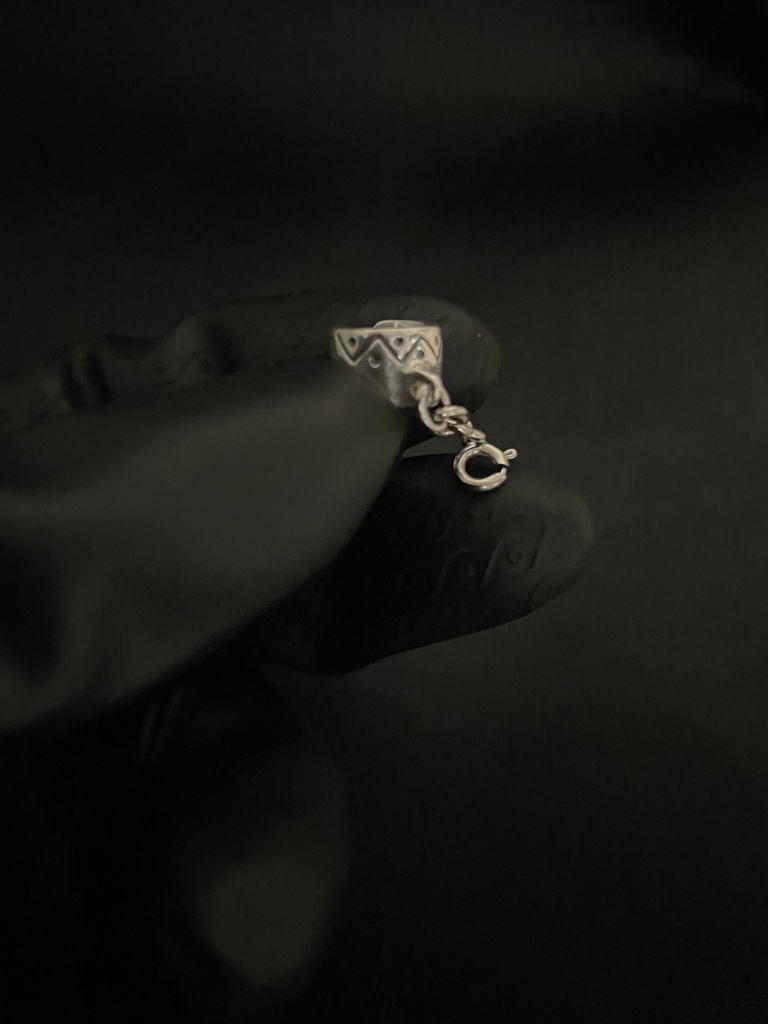 東方モチーフイヤーカフ