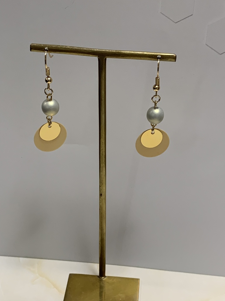 No.030 シルキーパールとビニールパーツのフックピアス②