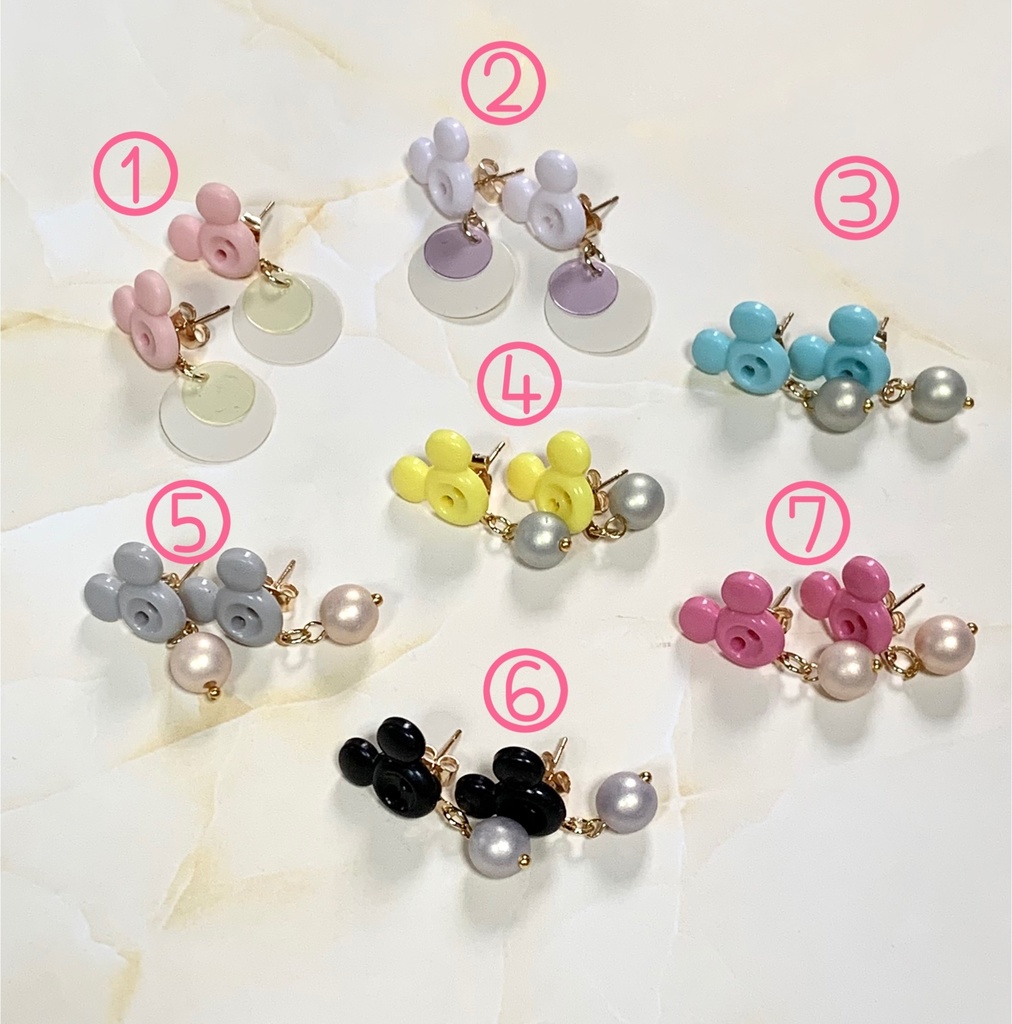 No.043 ネズミの国のピアス①薄ピンク色