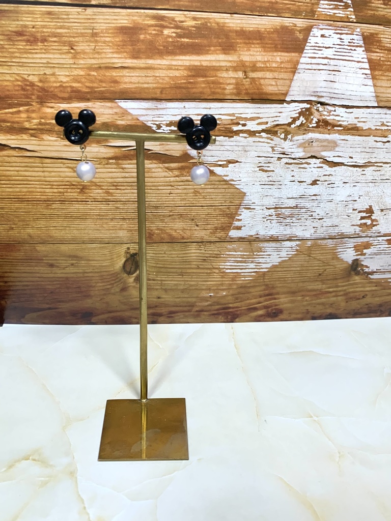 No.048 ネズミの国のピアス⑥黒色