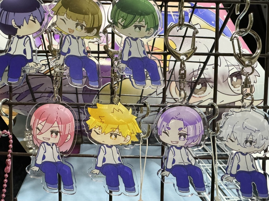ほっぺにちゅーするアクリルキーホルダー全8種