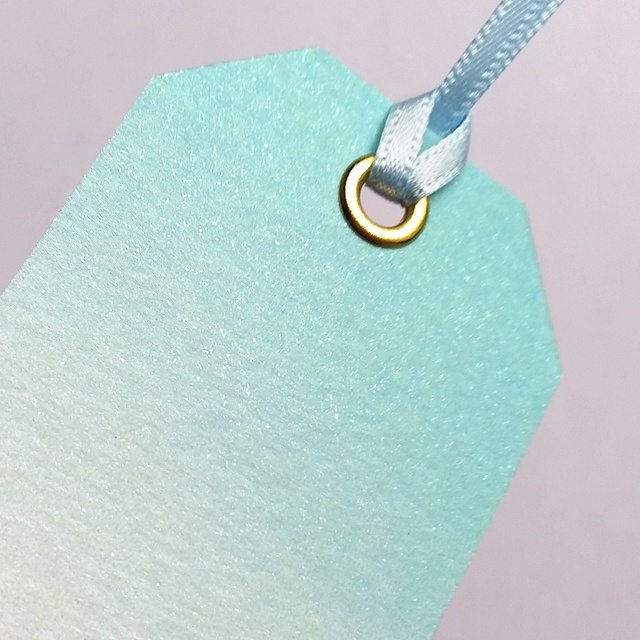 煌めくグラデーションの香るしおり