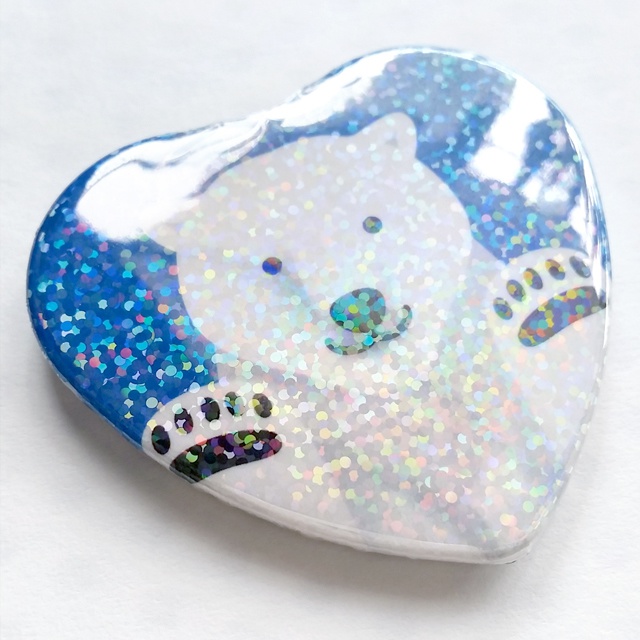 シロクマのキラキラハート缶バッチ