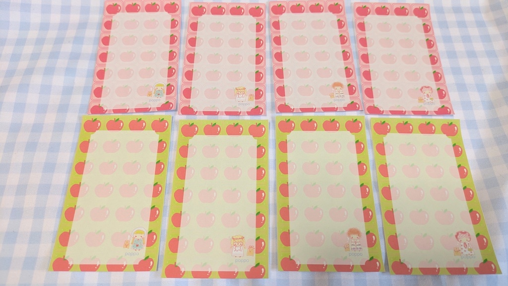 ぽっぽとバラちゃんmemoりんご柄