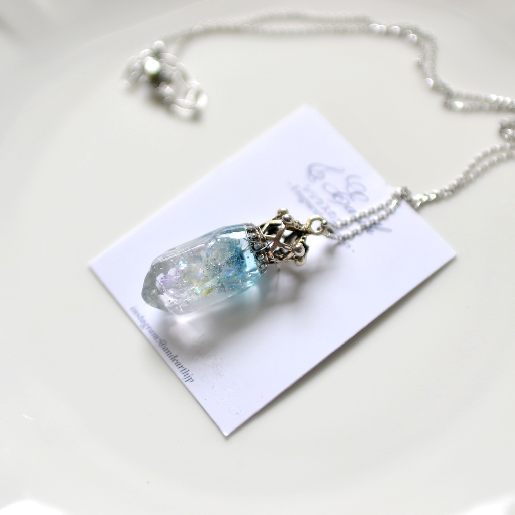 シリウスのカケラペンダント ハンドメイド 宇宙