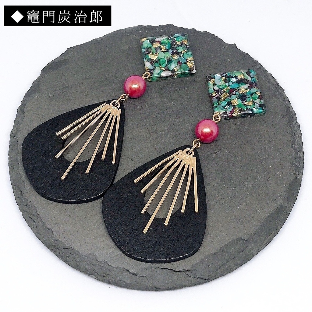 鬼滅の刃*レジンピアス/イヤリング