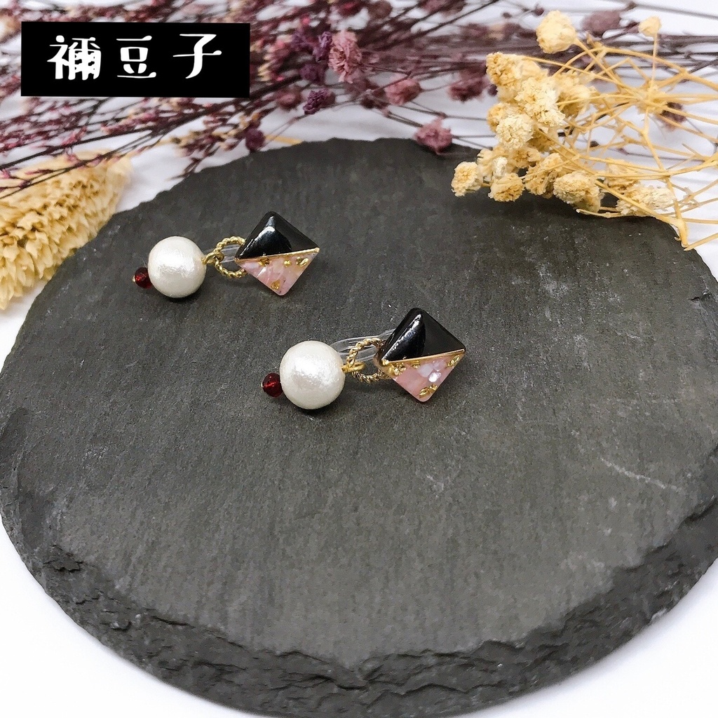 鬼滅の刃 小ぶりツートーンピアス/イヤリング