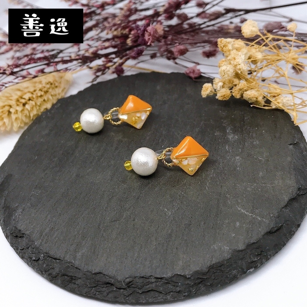 鬼滅の刃 小ぶりツートーンピアス/イヤリング