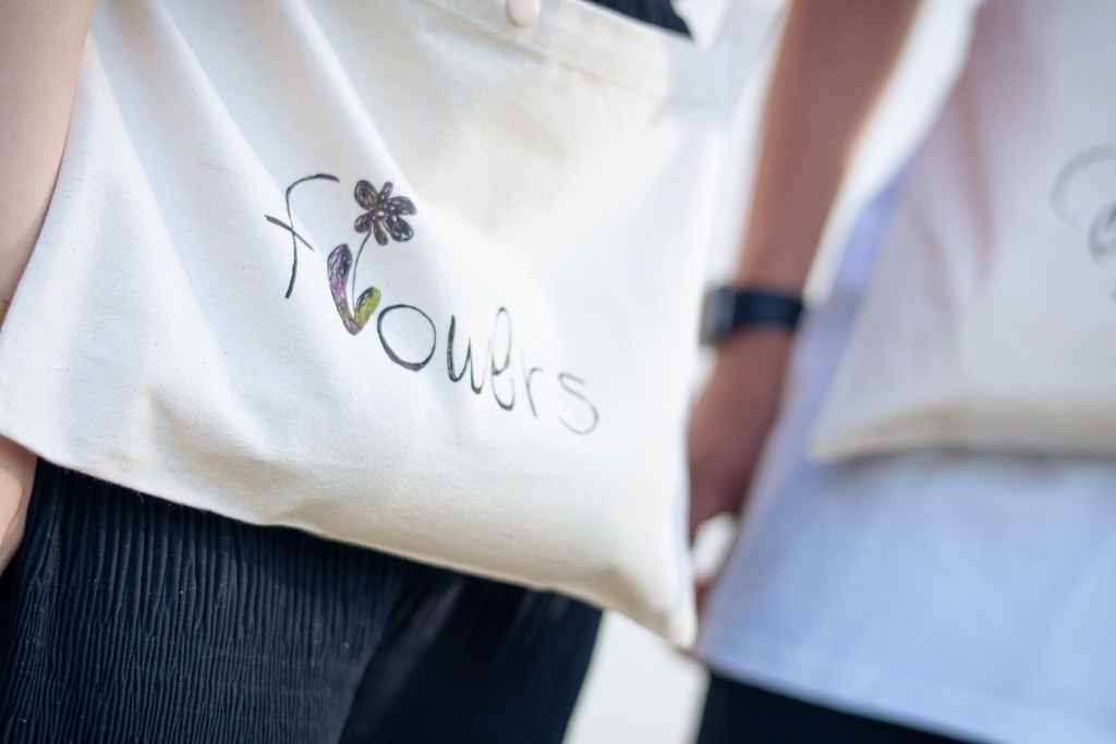flowersサコッシュ