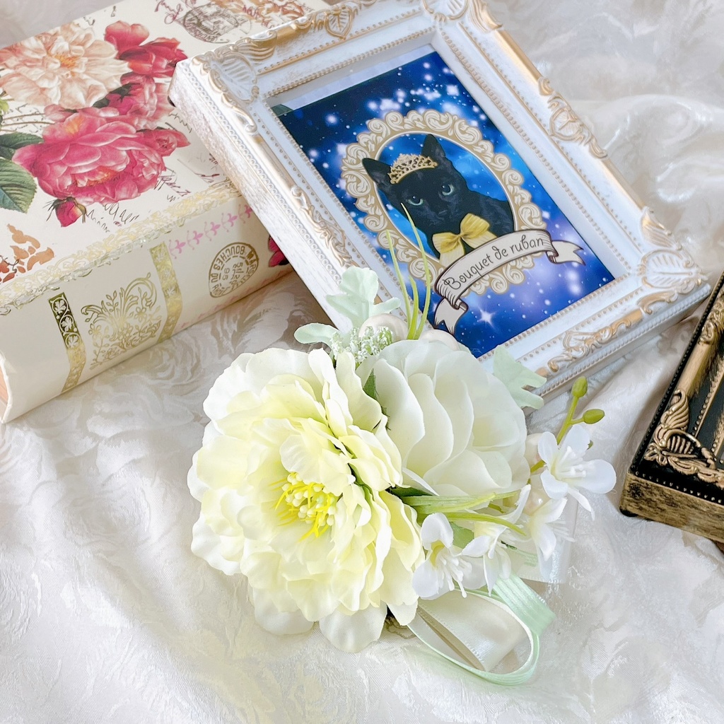 スカビオサ・ローズコサージュ