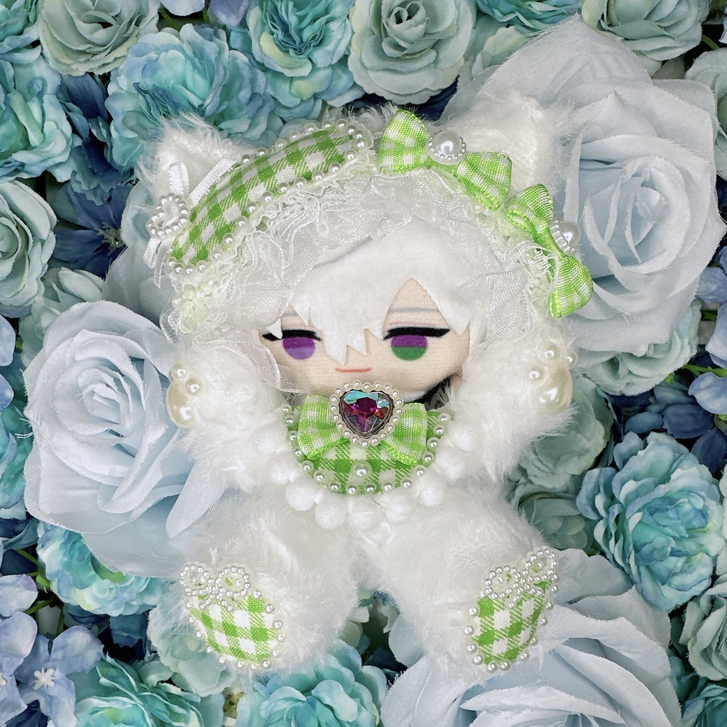 おすわり　にじぱぺっと服　おやすみみどりしろねこ　エプロン