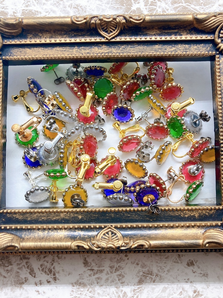 ツイステ 各寮モチーフ ワンポイントピアス・イヤリング