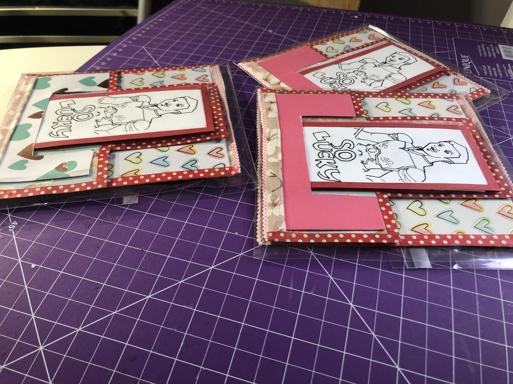 PSSのリリース版 'Inked & Illustrated' 挨拶状 ラブチャームカード #2: ルビ (ENG)