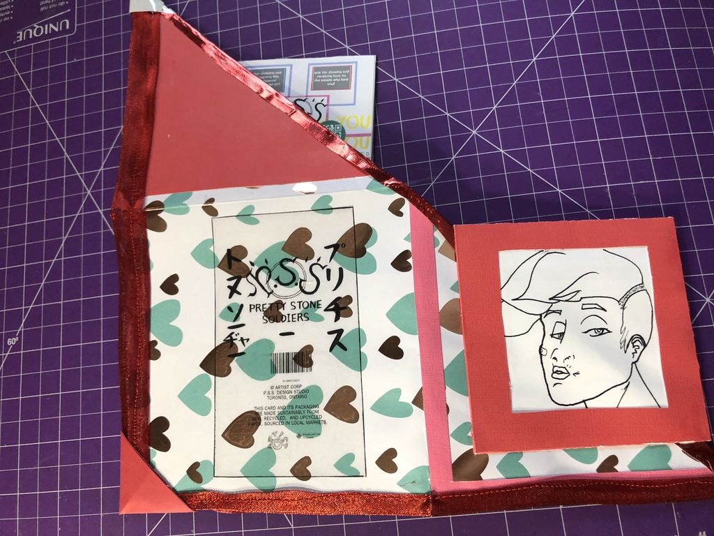 PSS の  唯一無二 'Inked & Illustrated' 挨拶状 ラブチャームカード #4: エメラルド  OW FR (ENG)