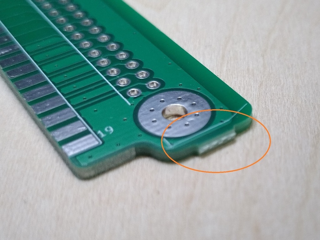 X68000の拡張FDD端子に34ピンフラットケーブルをつなぐための基板