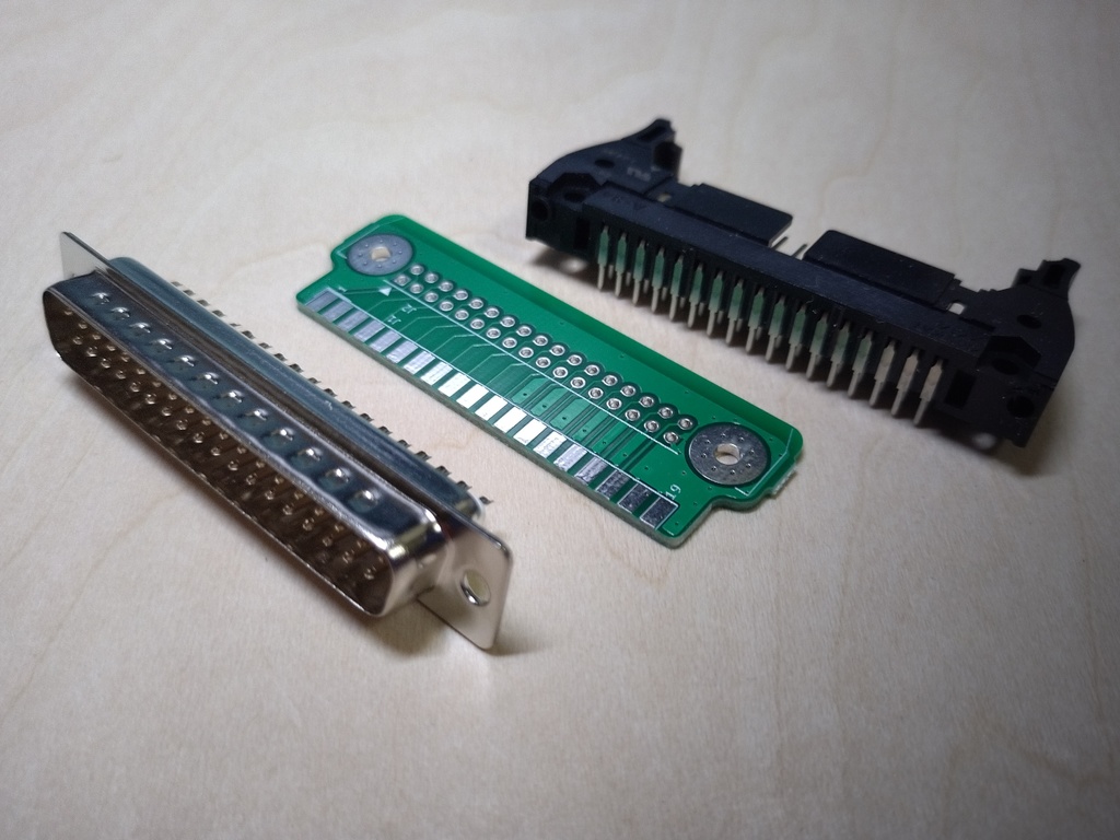 X68000の拡張FDD端子に34ピンフラットケーブルをつなぐための基板