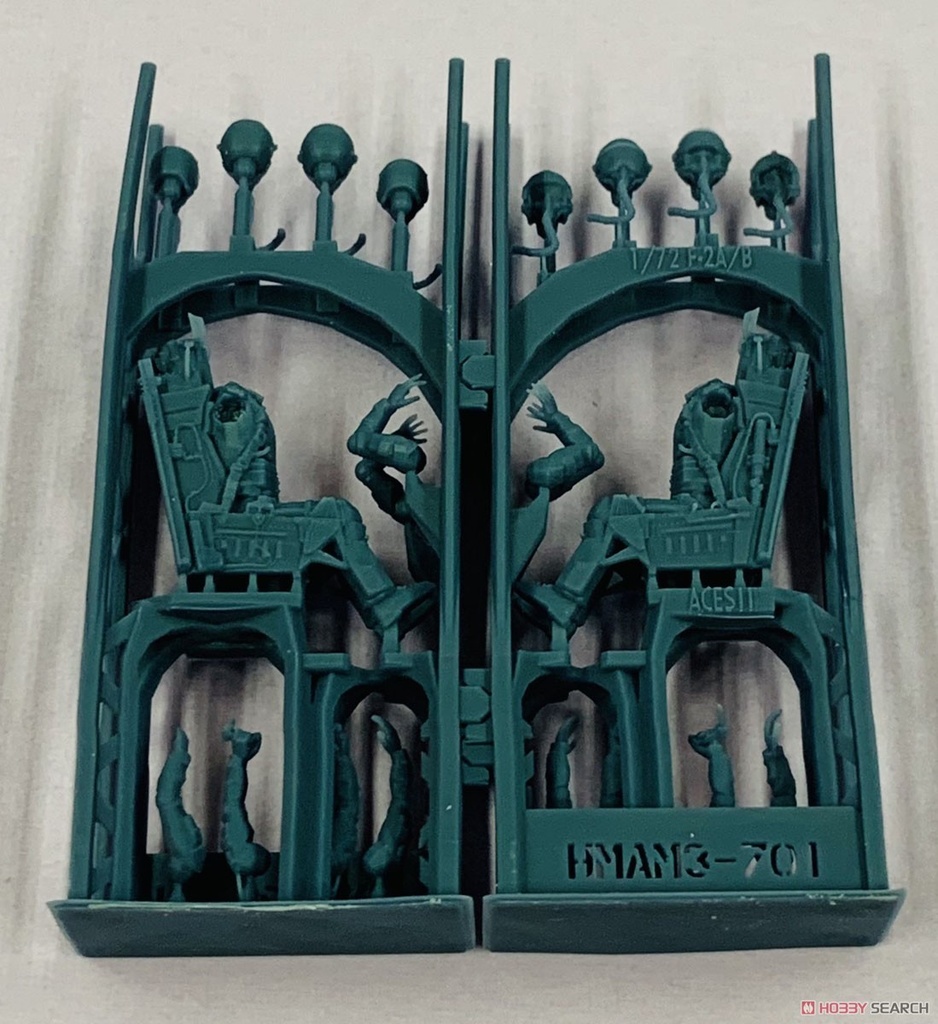 1/72 F-2A/B パイロット&シート セット (国内送料無料)