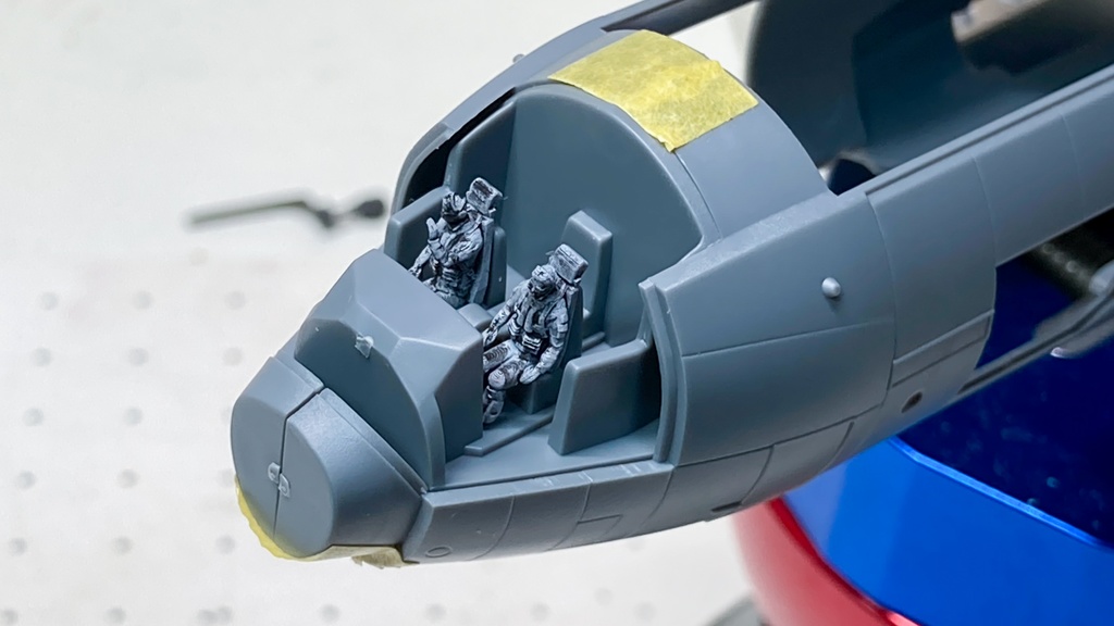 8月末まで期間限定 1/144 海自P-1哨戒機 パイロットフィギュア 4体set (国内送料無料)