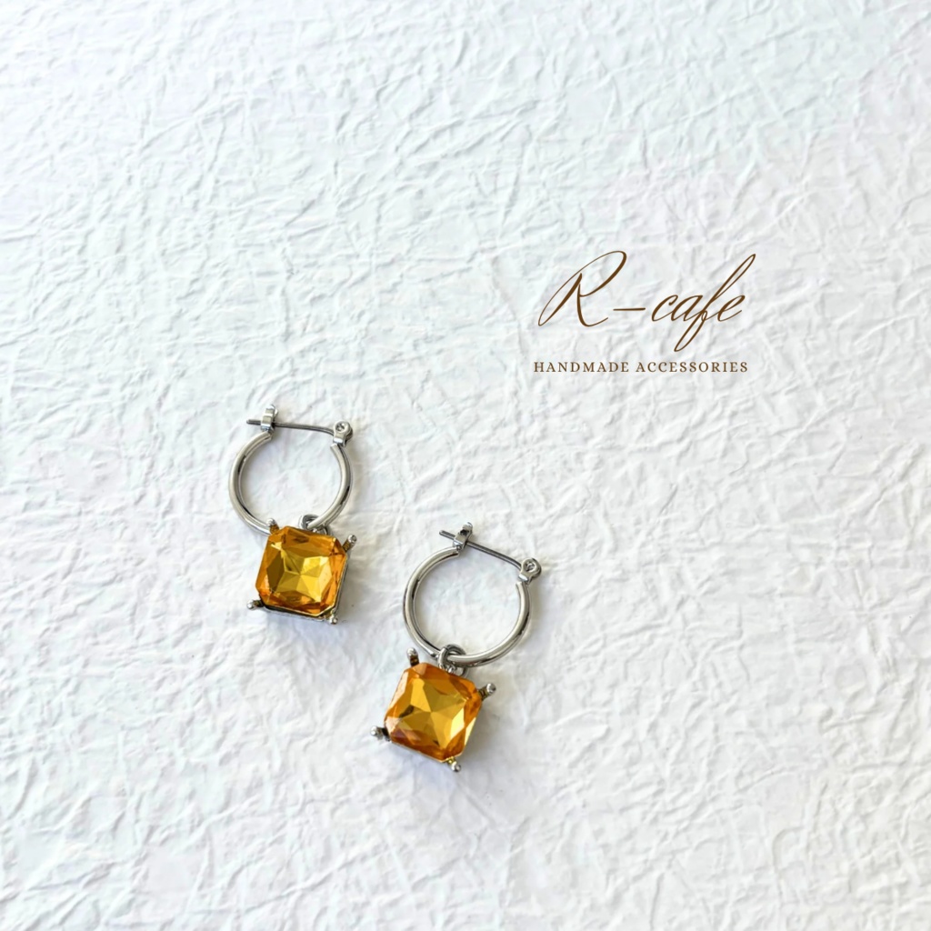 大粒ビジュー 推し色フープピアス