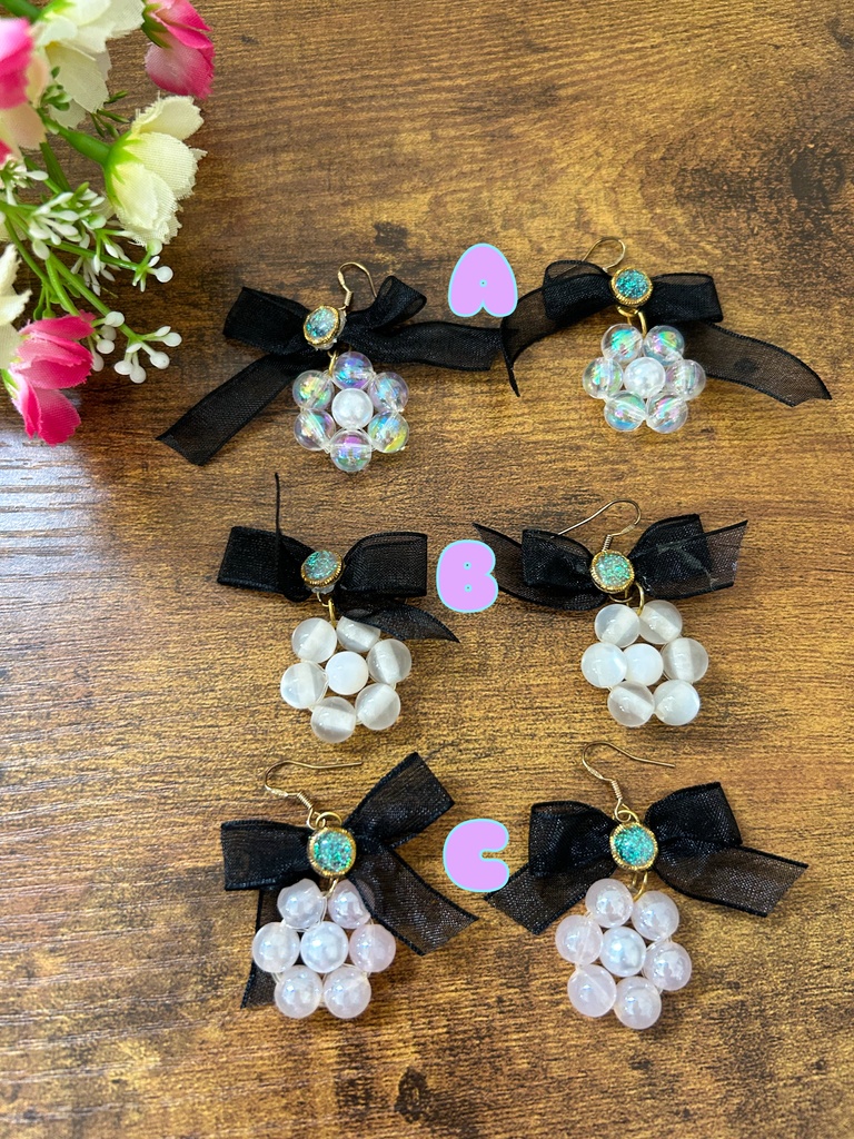 レースリボンとお花のピアス