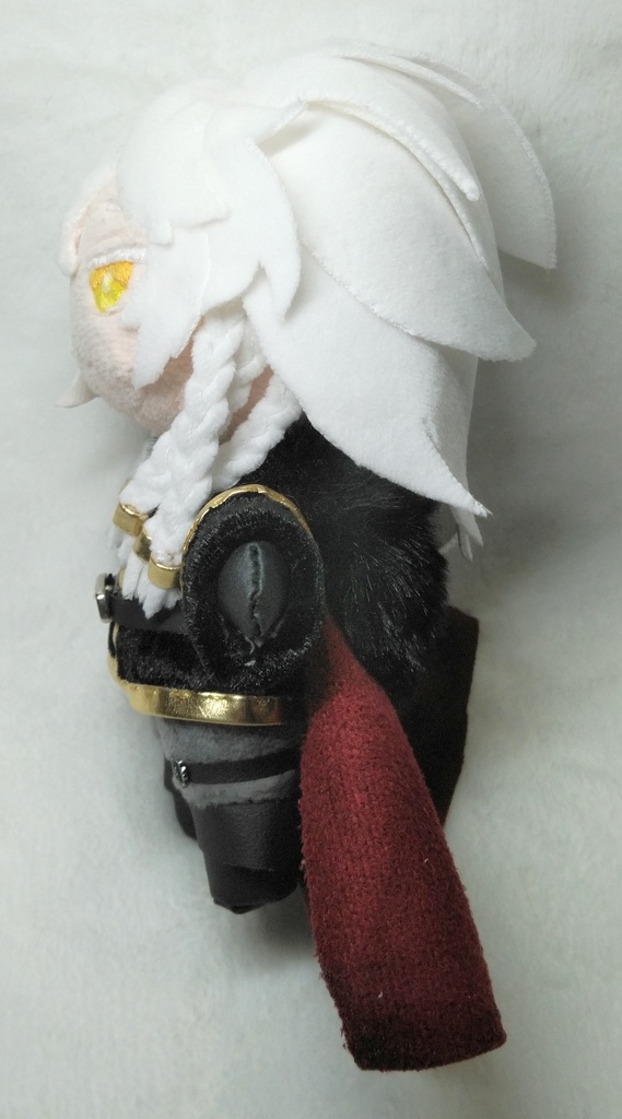 第五人格 夜の番人イタカUR衣装 日を蝕む者 ぬいぐるみ