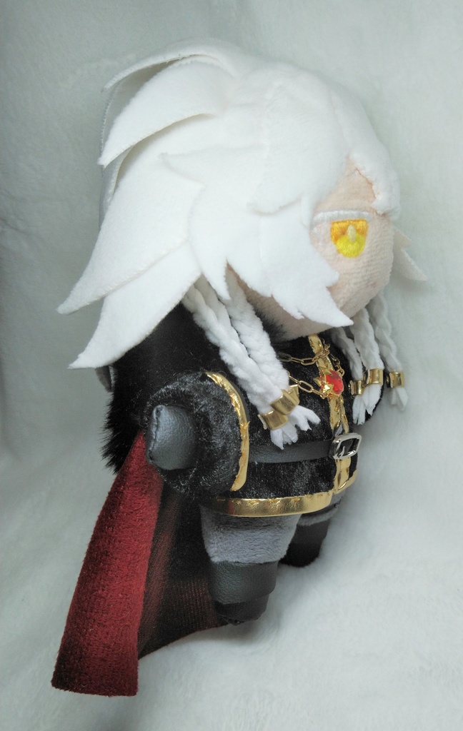 第五人格 夜の番人イタカUR衣装 日を蝕む者 ぬいぐるみ