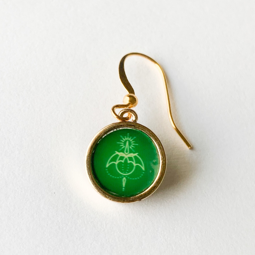 召喚士モチーフピアス