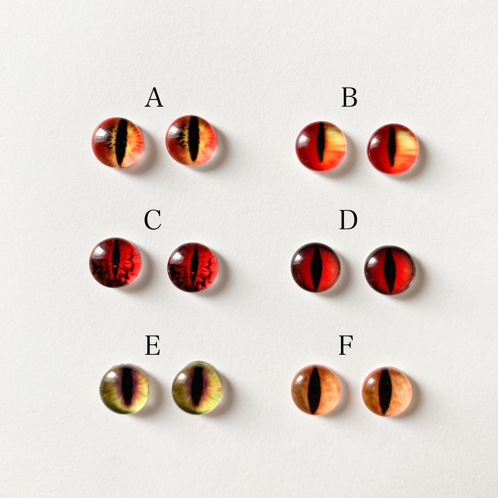 竜・猫の目ピアス