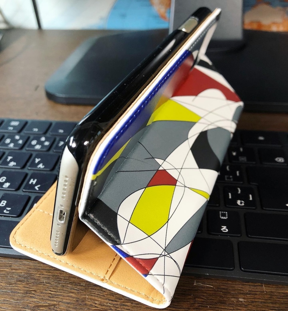 手帳型iPhoneケース「Sophisticate」