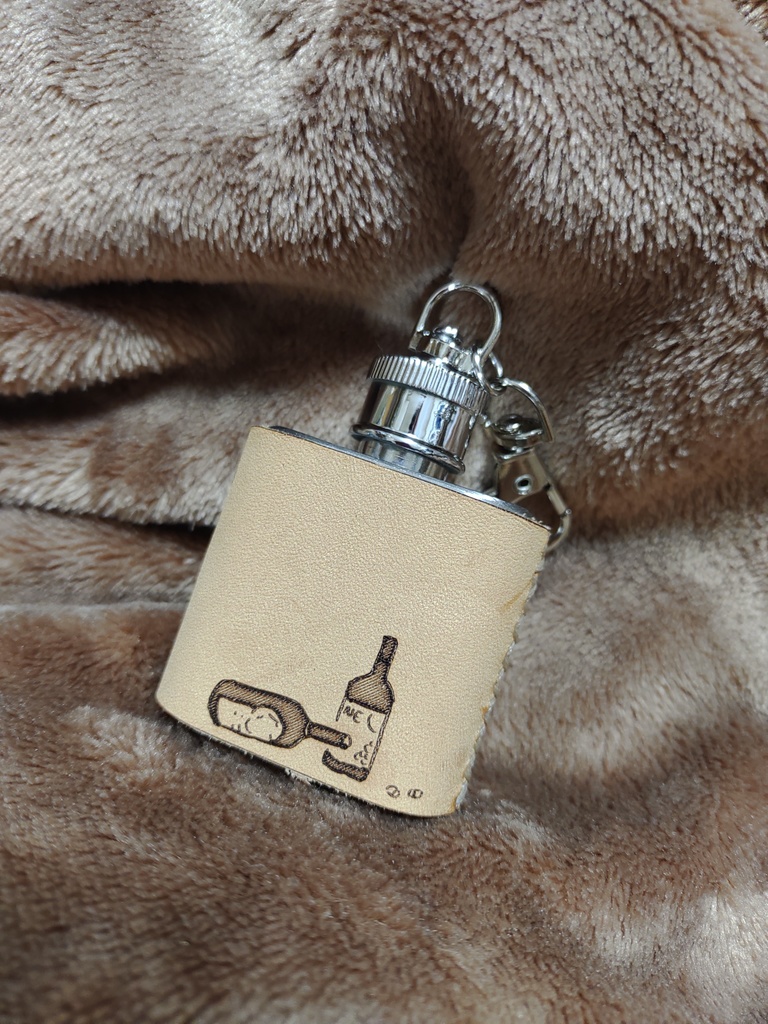 狼と酒のステンレスミニフラスコ 無文字