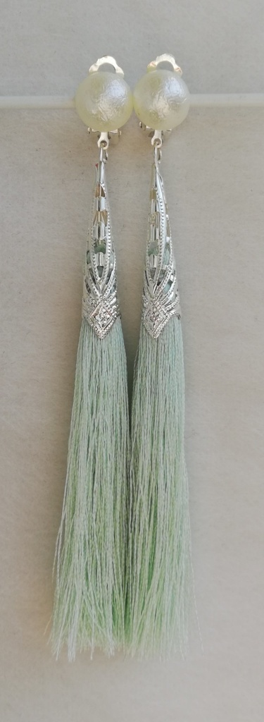 ロングタッセルイヤリング