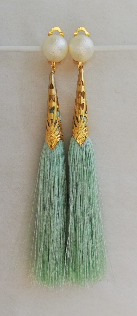 ロングタッセルイヤリング