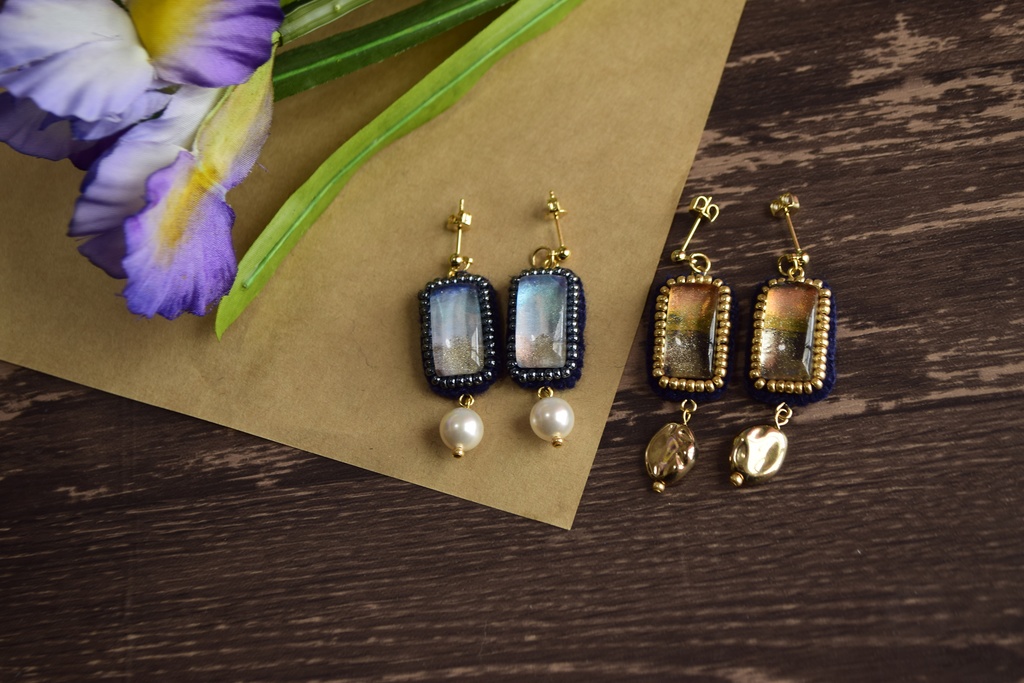 私服カラー耳飾り