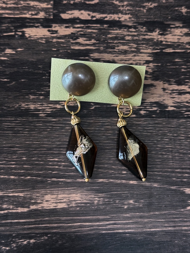 RKRNイメージ耳飾り