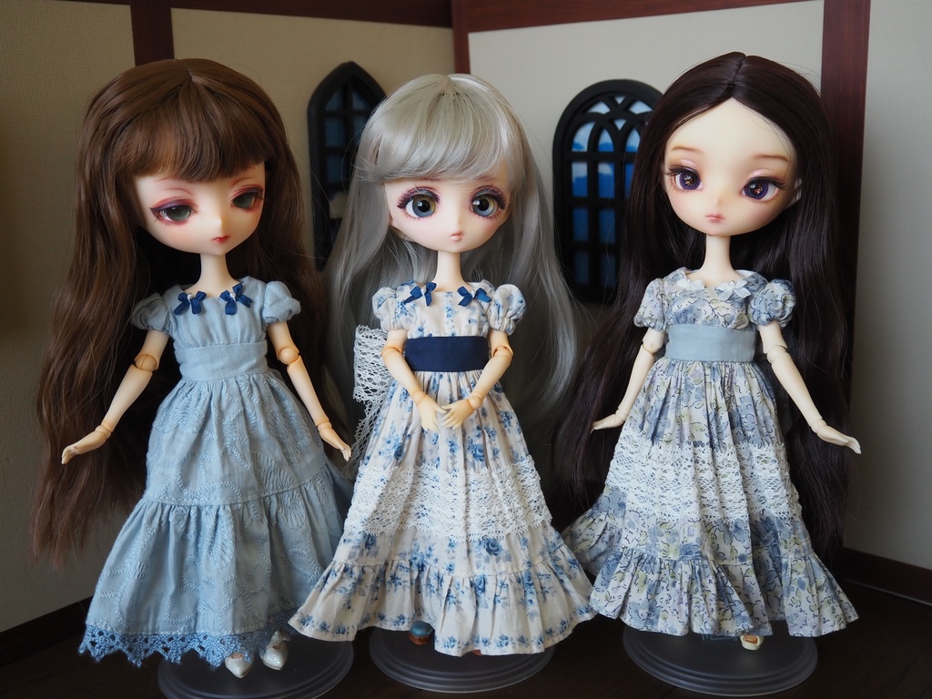 スクエアネックワンピース