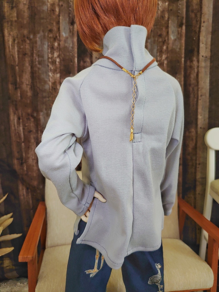 合皮スエードのロングネックレス