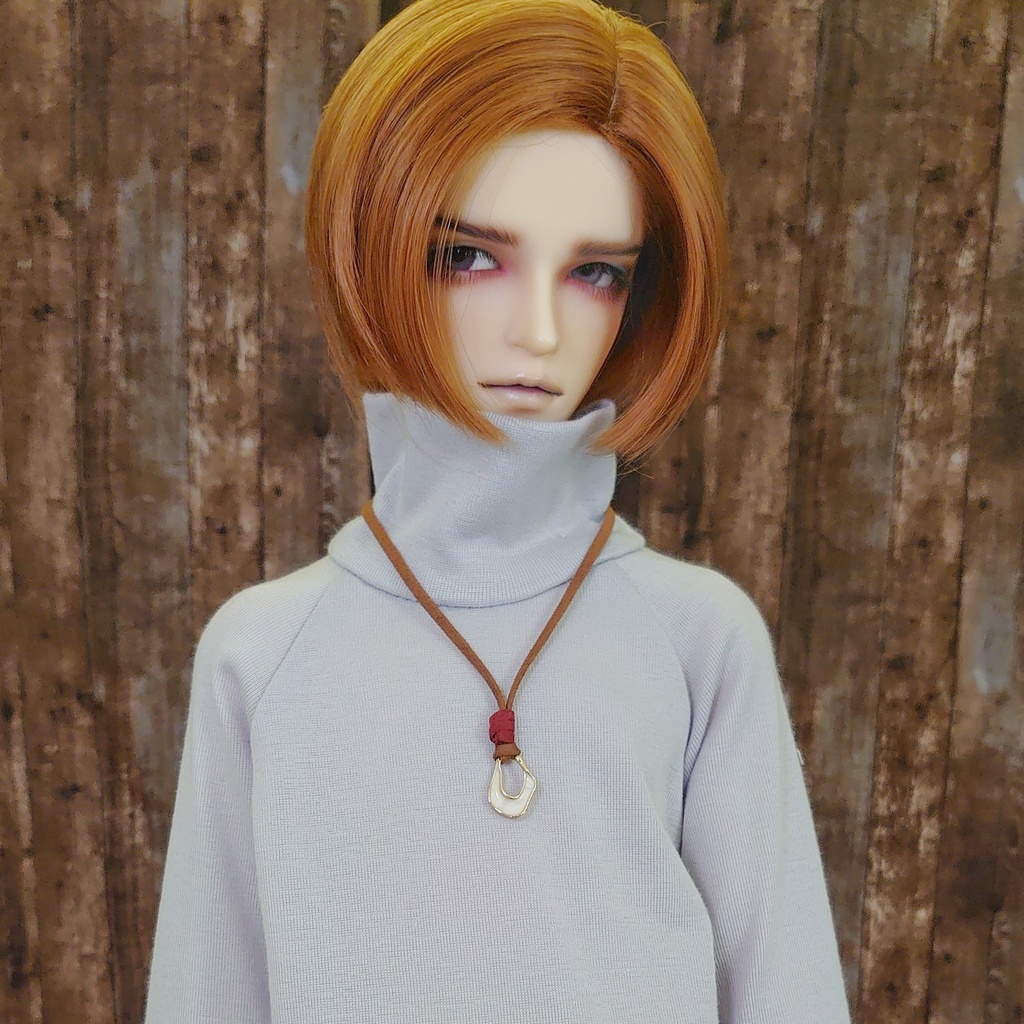 合皮スエードのロングネックレス