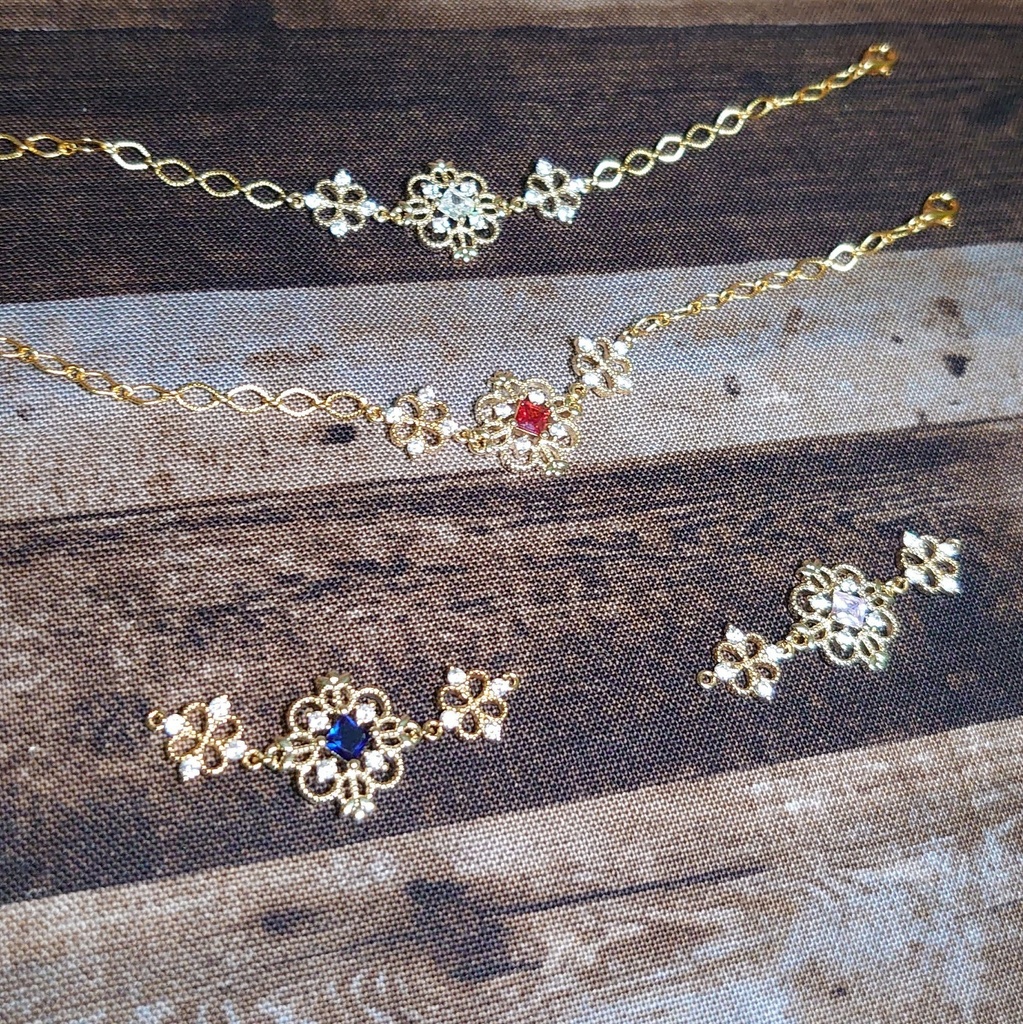 クローバーのネックレス