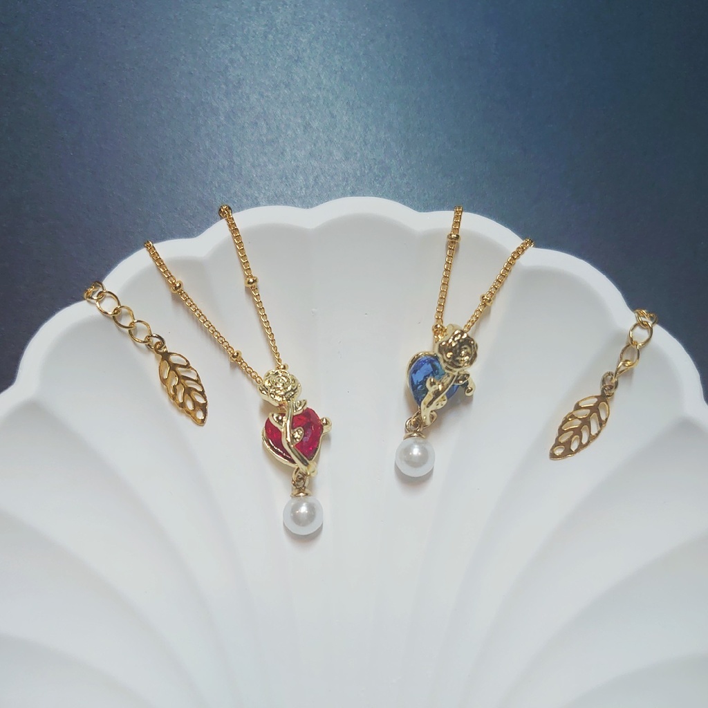 薔薇とハートのチャームネックレス
