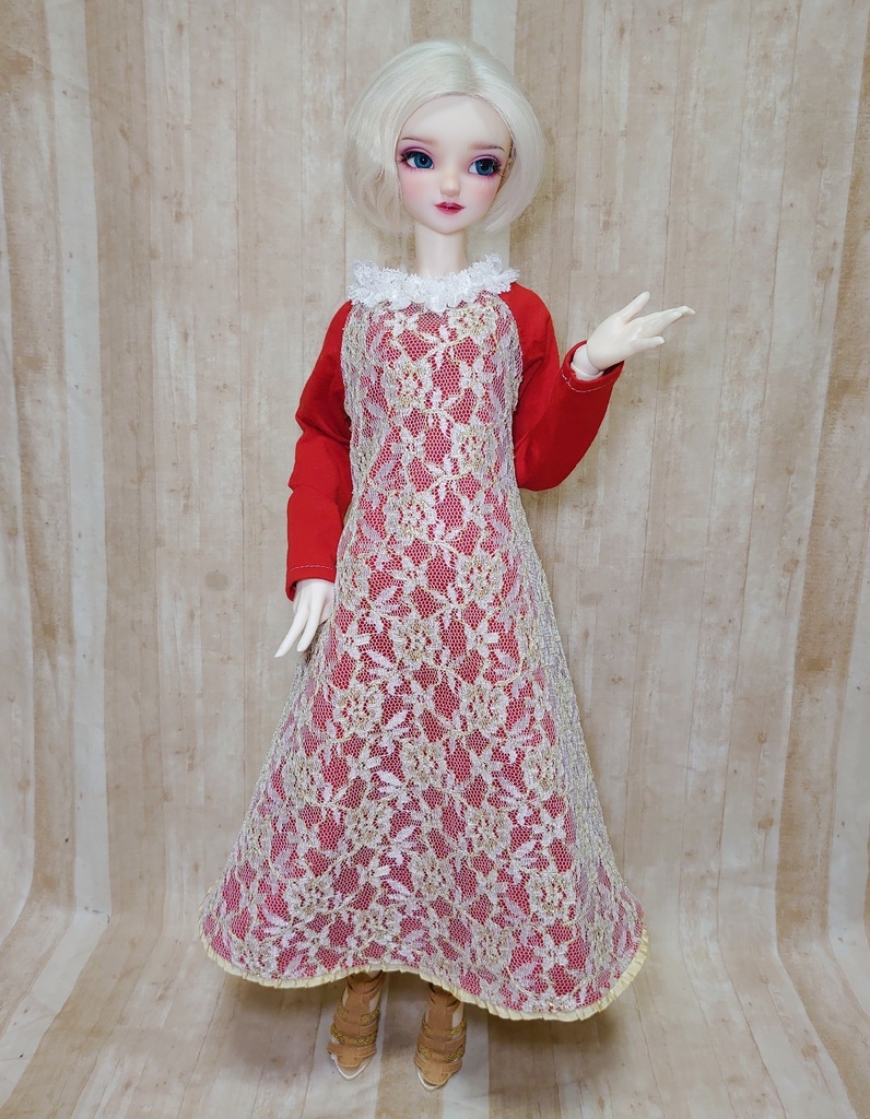 ロング丈のニットワンピース