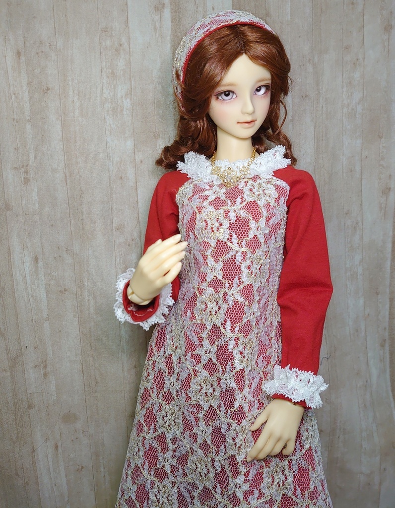 ロング丈のニットワンピース