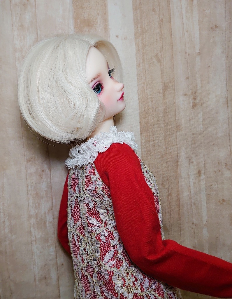 ロング丈のニットワンピース