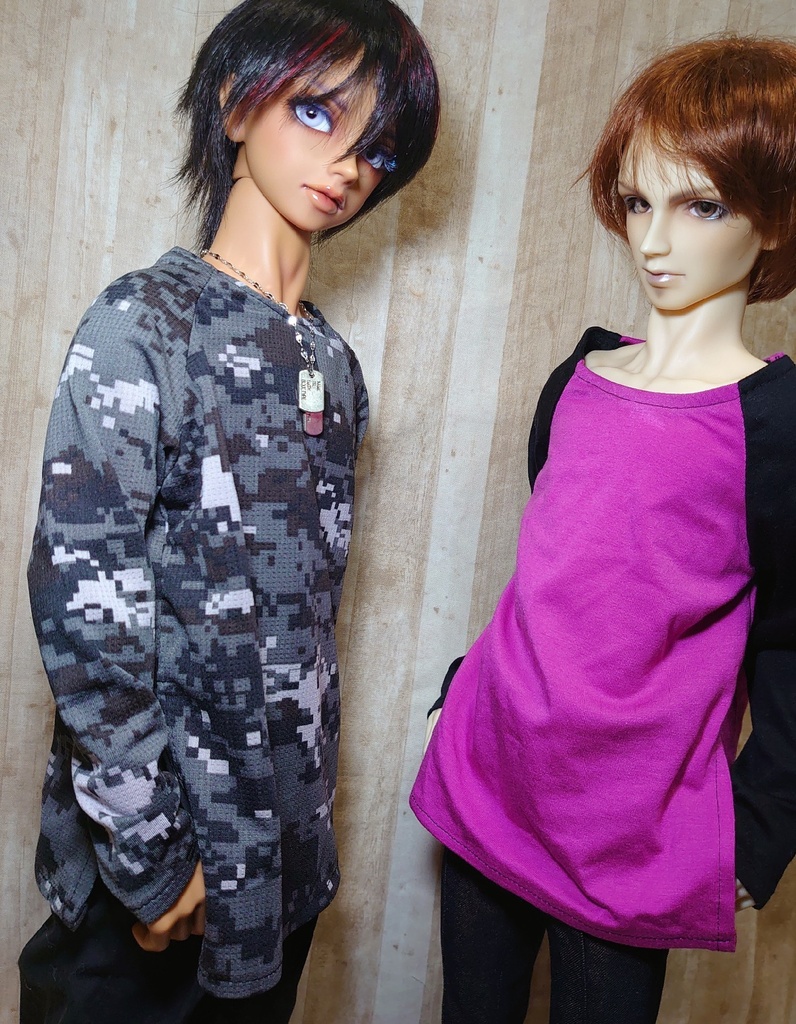 ラグランカットソー(デジタル迷彩柄)