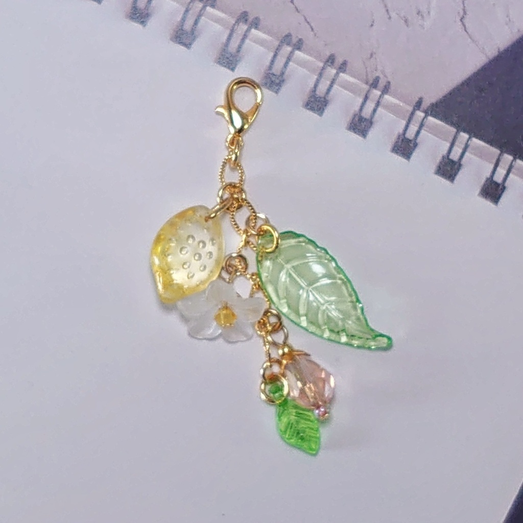 レモンのアクセサリーチャーム(クリアカラー)