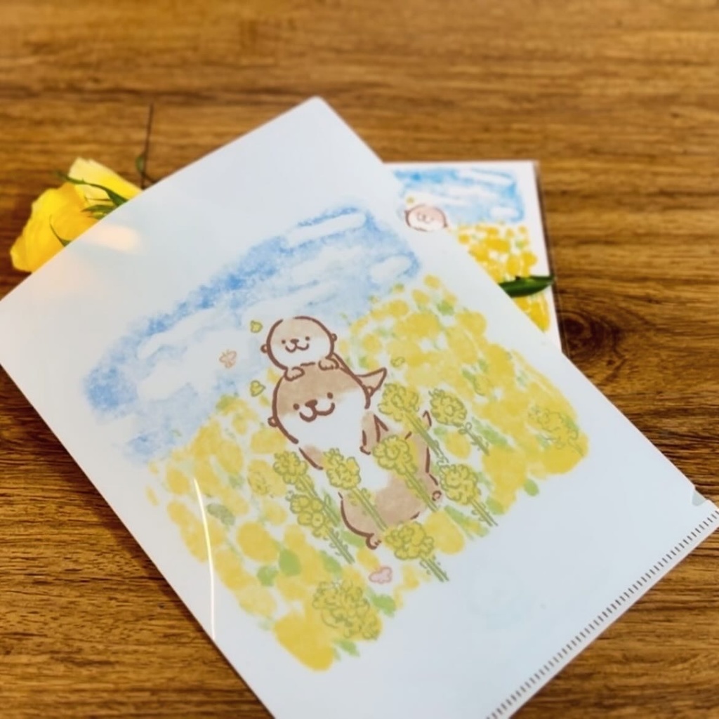 カワウソ親子と菜の花畑 春限定クリアファイルA5